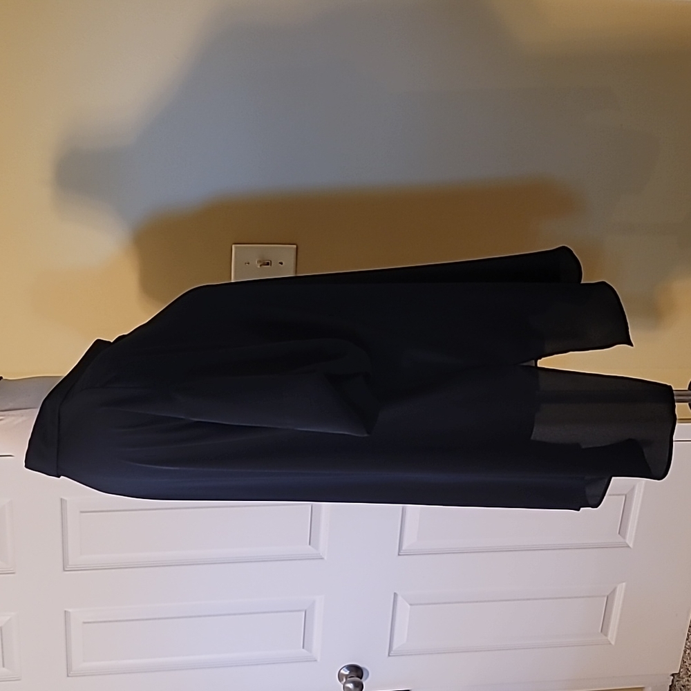 Simple Chic Tunic - Picture 5 of 9